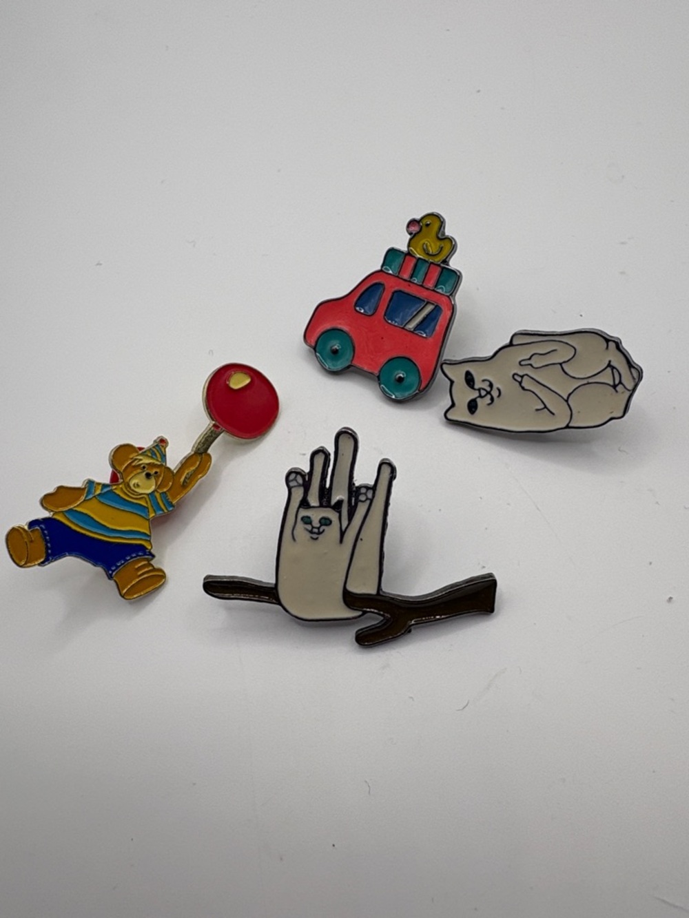 Build-A-Bear Enamel Pin Set - Red, Yellow, Cream, Teal, Blue 4 pin bundle - Picture 8 of 8